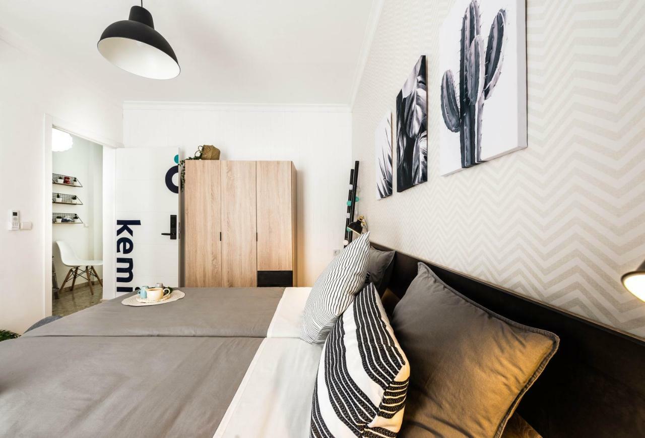 Nordik Rooms Urban - Trinidad "Copenhague" Малага Екстериор снимка